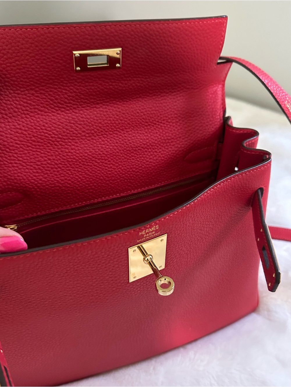Red leather Structured Top-Handle Women's Kelly style Bag with Gold (28 size) - Picture 2 of 5